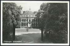 17516 Gezicht op het huis Sparrendaal (Hoofdstraat 87-91) te Driebergen-Rijsenburg.